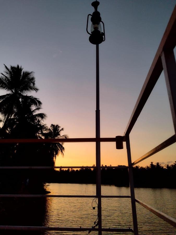 Hangout Kalyānpur المظهر الخارجي الصورة