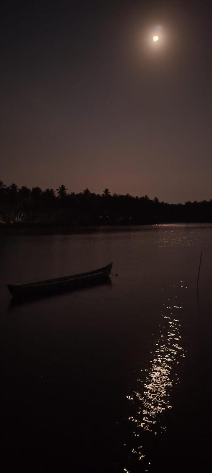Hangout Kalyānpur المظهر الخارجي الصورة